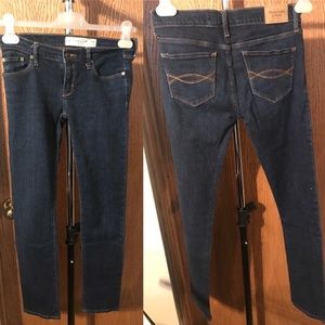 Female Abercrombie & fitch skinny jeans